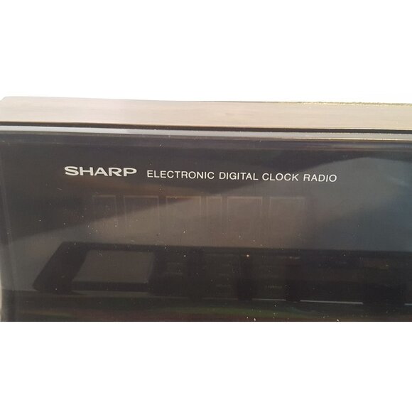 Vintage Sharp electronic digital clock radio wood grain finish FX-53C parts or r - Picture 8 of 8